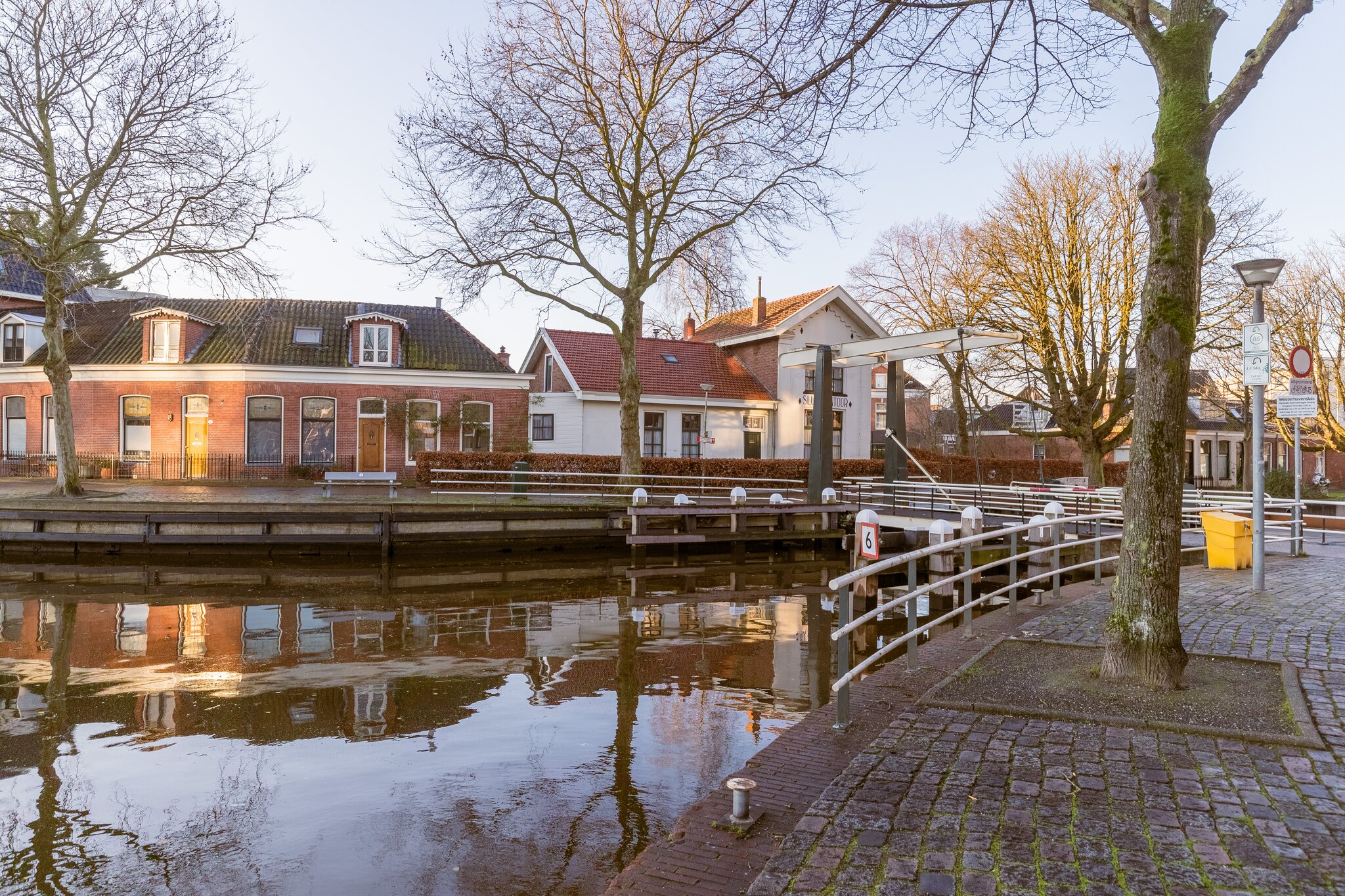 bij de sluis 4 groningen